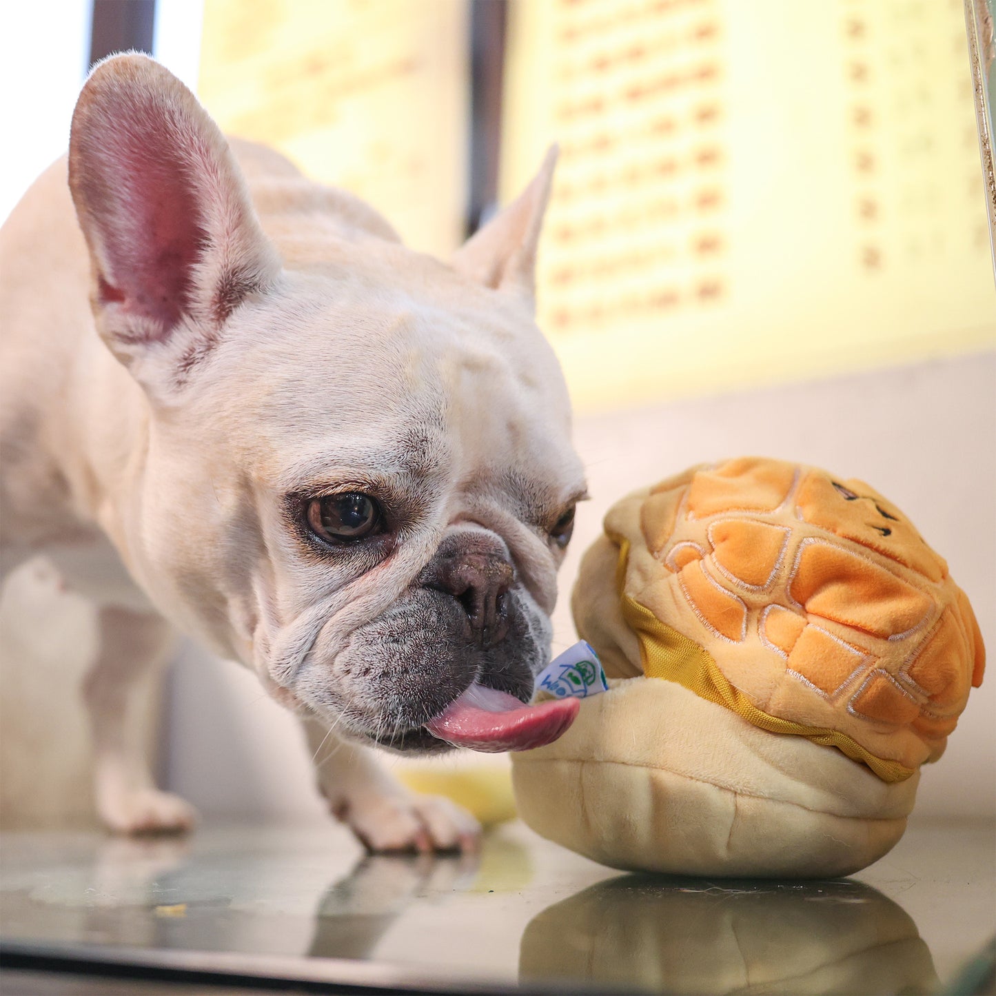 Woof² Buttered Pineapple Bun 2-in-1 Pet Toy